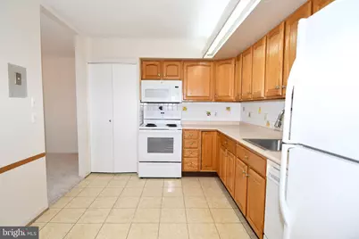 8 Stonehenge Circle #8-7, Baltimore, MD 21208 - Photo 12