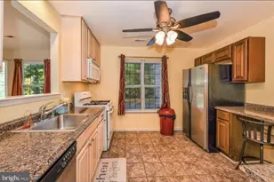 26 Arabian Ct, Randallstown, MD 21133 - Photo 2