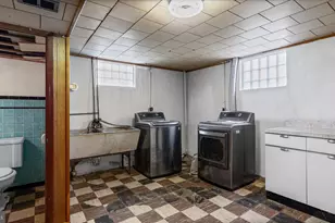 1821 Weyburn Rd, Baltimore, MD 21237 - Photo 28