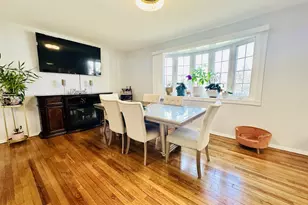 605 Zell Ct, Reisterstown, MD 21136 - Photo 2