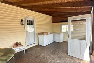 4427 Annapolis Rd, Halethorpe, MD 21227 - Photo 4