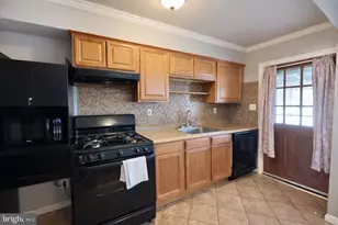 3325 McShane Way, Baltimore, MD 21222 - Photo 10