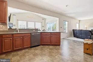 3212 Ridgeway Pl, Windsor Mill, MD 21244 - Photo 4