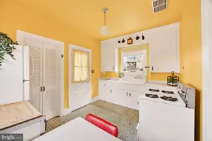 226 Glenmore Ave, Catonsville, MD 21228 - Photo 12