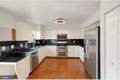 9823 Sherwood Farm Road, Owings Mills, MD 21117 - Photo 6