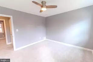 8320 Hillendale Rd, Baltimore, MD 21234 - Photo 18