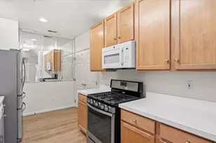 5006 Hollington Dr, Owings Mills, MD 21117 - Photo 6