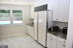 9 Rainbow Ct, Owings Mills, MD 21117 - Photo 18