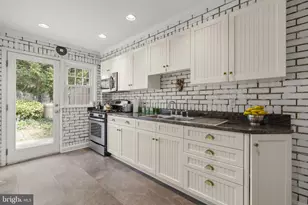 7413 Stanmore Ct, Baltimore, MD 21212 - Photo 10