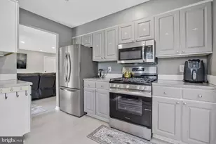 2125 Charles Henry Ln, Baltimore, MD 21209 - Photo 12