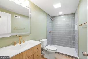 302 W Rd, Baltimore, MD 21221 - Photo 36