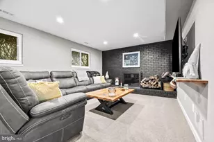 6 Hounds Hollow Ct, Owings Mills, MD 21117 - Photo 32