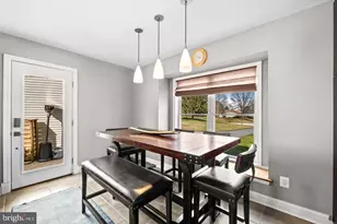 6 Hounds Hollow Ct, Owings Mills, MD 21117 - Photo 16