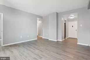 28 Allegheny Ave, Towson, MD 21204 - Photo 6