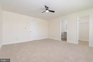 27 Cornbury Ct, Owings Mills, MD 21117 - Photo 12