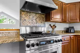 8230 Dogwood Rd, Windsor Mill, MD 21244 - Photo 16