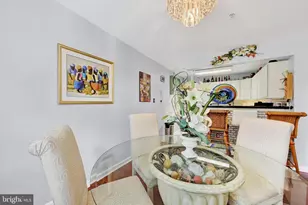 8813 Stoneridge Cir, Pikesville, MD 21208 - Photo 6