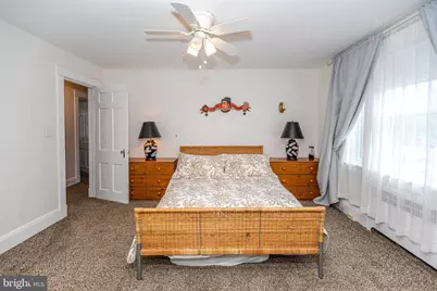 404 Allegheny, Towson, MD 21204 - Photo 48