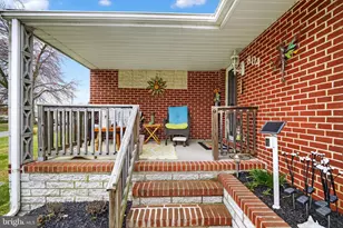 804 Pineview Pl, Baltimore, MD 21220 - Photo 12