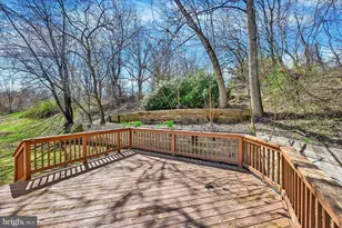 9318 Hines Estates Dr, Parkville, MD 21234 - Photo 12