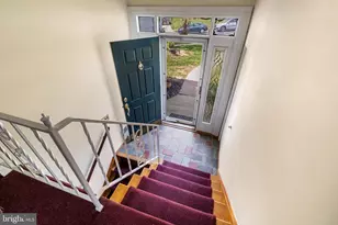 1907 Logwind Rd, Baltimore, MD 21228 - Photo 8