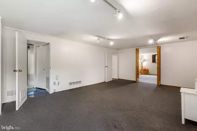 1907 Logwind Road, Baltimore, MD 21228 - Photo 32