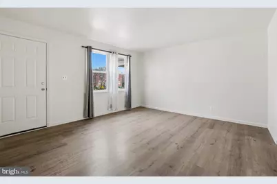64 Garden Ridge Road, Baltimore, MD 21228 - Photo 4