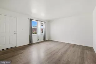 64 Garden Ridge Rd, Baltimore, MD 21228 - Photo 4