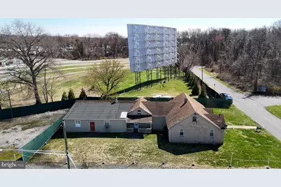 7 Woodland, Middle River, MD 21220 - Photo 6