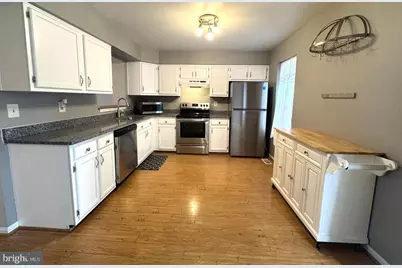 18 Ingate Terrace #4402, Baltimore, MD 21227 - Photo 4