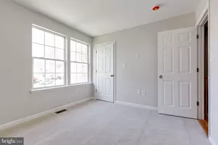 708 Lenstrom Friend Ct, Baltimore, MD 21228 - Photo 34