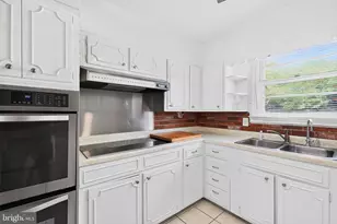 1414 Woodcliff Ave, Catonsville, MD 21228 - Photo 8
