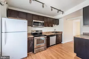 13 Bohn Ct, Rosedale, MD 21237 - Photo 6