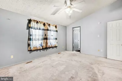 9422 Gunview Road, Baltimore, MD 21236 - Photo 16