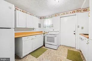 9422 Gunview Rd, Baltimore, MD 21236 - Photo 34