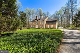 901 Chestnut Ridge Dr, Lutherville Timonium, MD 21093 - Photo 2