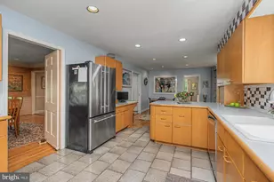1018 Brooklandwood Rd, Lutherville Timonium, MD 21093 - Photo 18