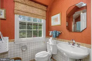 1018 Brooklandwood Rd, Lutherville Timonium, MD 21093 - Photo 42