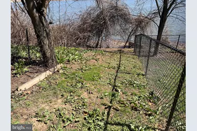 8019 Edgewater Avenue, Rosedale, MD 21237 - Photo 2