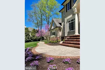 11 Hillsyde Court, Cockeysville, MD 21030 - Photo 18