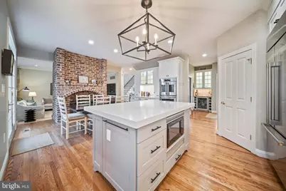 11 Hillsyde Court, Cockeysville, MD 21030 - Photo 6