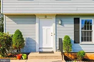 11 Randolph Springs Ct, Baltimore, MD 21228 - Photo 4