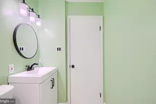 1 Chris Ct, Baltimore, MD 21244 - Photo 32