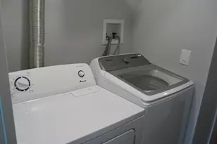 1009 Fuselage Ave, Middle River, MD 21220 - Photo 14