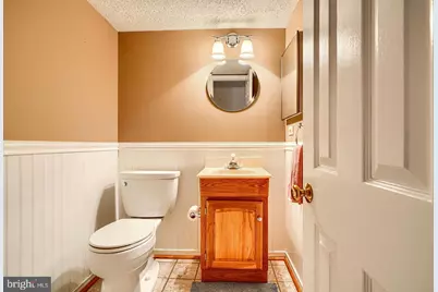 8908 Golden Tree Lane, Baltimore, MD 21221 - Photo 20