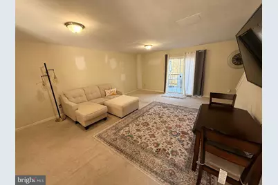 16 Hardwood Drive, Rosedale, MD 21237 - Photo 4