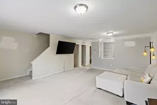 16 Hardwood Dr, Rosedale, MD 21237 - Photo 6