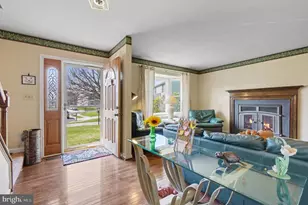 17 Rosehill Ct, Baltimore, MD 21236 - Photo 6