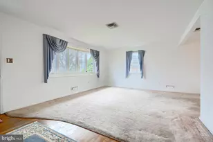 211 Rothwell Dr, Lutherville Timonium, MD 21093 - Photo 6