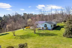 4402 Meadowcliff Rd, Glen Arm, MD 21057 - Photo 10